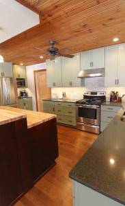 green-kitchen-with-island-south-falls-construction     